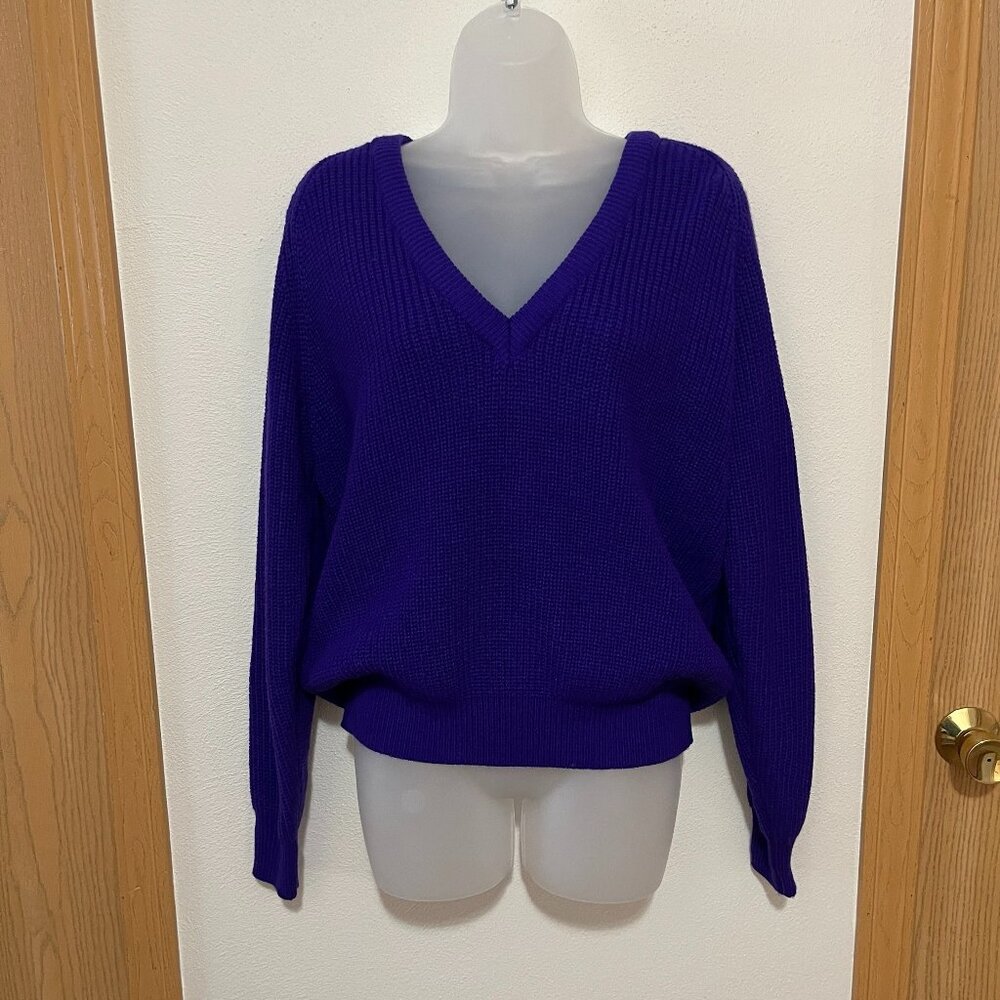 Vintage Objectives Royal Purple Sweater. Size: Medium